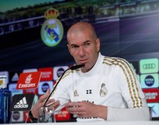 Zidane defende Marcelo de críticas no Real Madrid: 