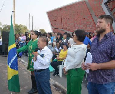 Bataguassu realiza Ato Cívico em comemoração aos 202 anos da Independência do Brasil