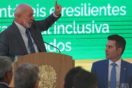 Lula anuncia R$ 41,7 bilhões em obras de mobilidade e drenagem urbana