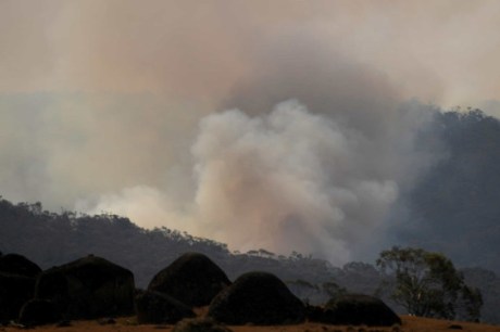 Aldeias indígenas afetadas por fogo no pantanal registram alta de problemas respiratórios