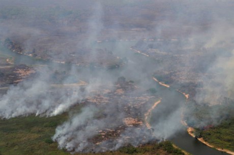 Incêndios: governo vai concentrar ações em 21 municípios da Amazônia