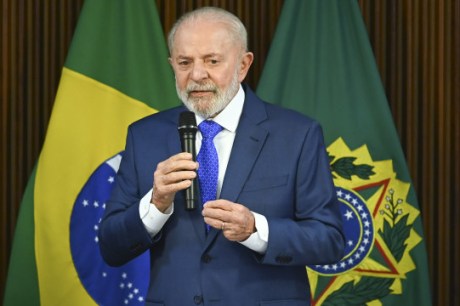 Lula anuncia criação de autoridade climática em meio a seca e queimadas