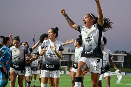 Corinthians bate Olimpia e vai às semifinais da Libertadores Feminina