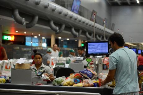 Cesta básica fica 1,15% mais cara em outubro na capital paulista