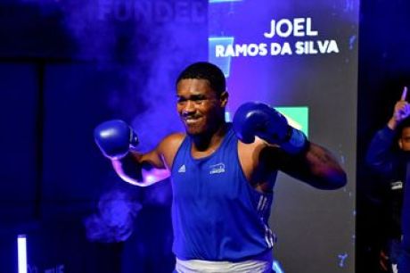 Brasil leva quatro ouros na etapa final da Copa do Mundo de boxe