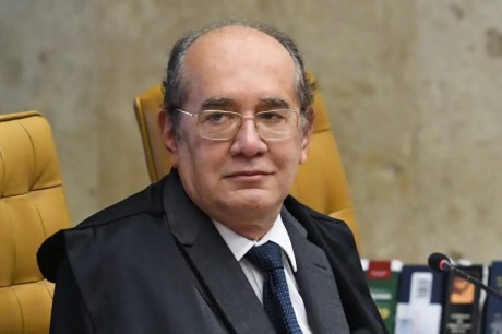 Indiciado no inquérito do golpe esteve em voo de Gilmar Mendes, diz PF