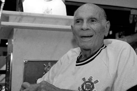 Bicampeão mundial de basquete, Amaury Pasos morre aos 89 anos, em SP