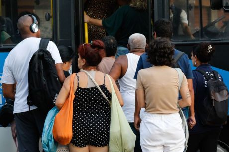 Passagem de ônibus no Rio subirá de R$ 4,30 para R$ 4,70