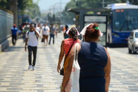 Inmet prevê onda de calor e temperaturas acima da média no país