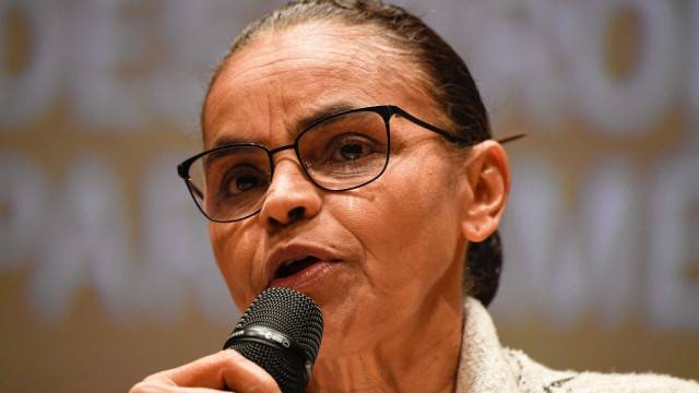 Marina Silva admite que plano contra fogo é aquém da realidade